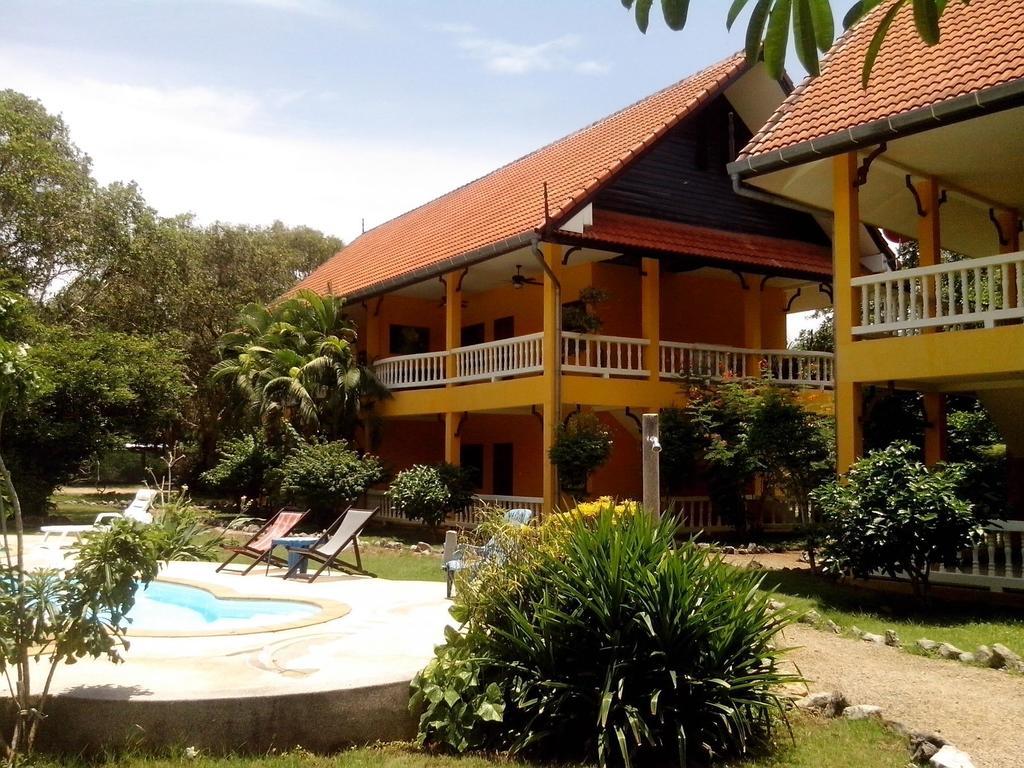 สบาย เรสซิเดนท์ Apartment Ao Nang ภายนอก รูปภาพ