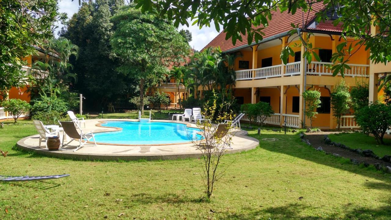 สบาย เรสซิเดนท์ Apartment Ao Nang ภายนอก รูปภาพ